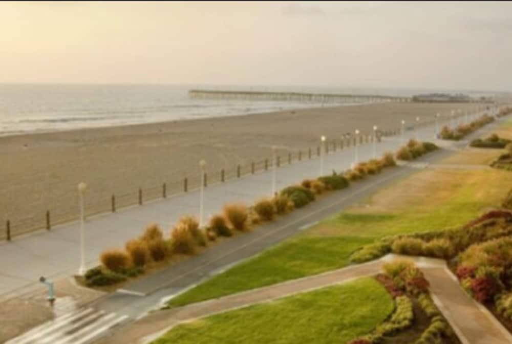 Country Inn & Suites By Radisson, Virginia Beach Oceanfront , Va Exterior photo